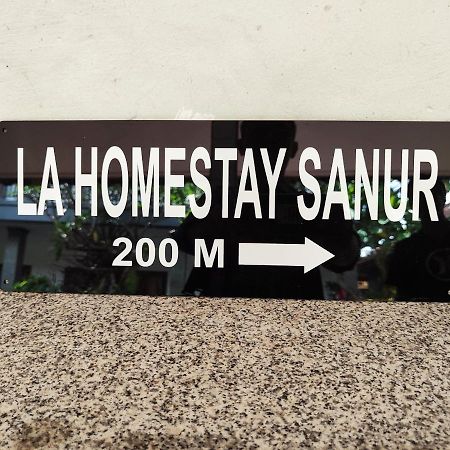 La Homestay Sanur Esterno foto