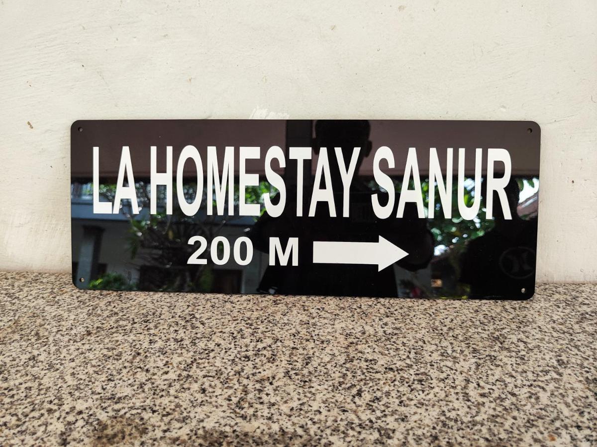 La Homestay Sanur Esterno foto