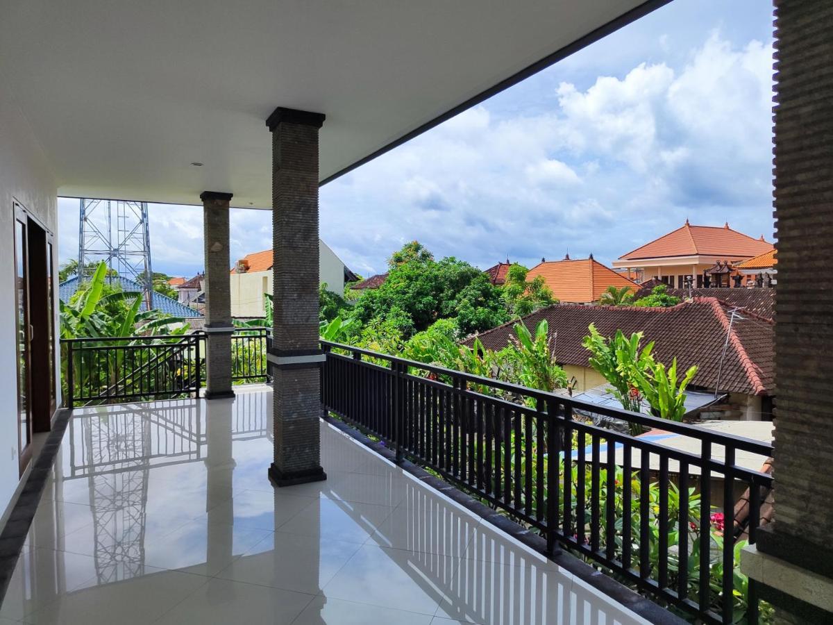 La Homestay Sanur Esterno foto